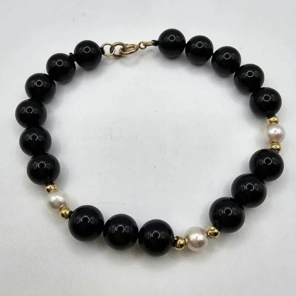 Vintage-supply Women's Black and Gold Jewellery